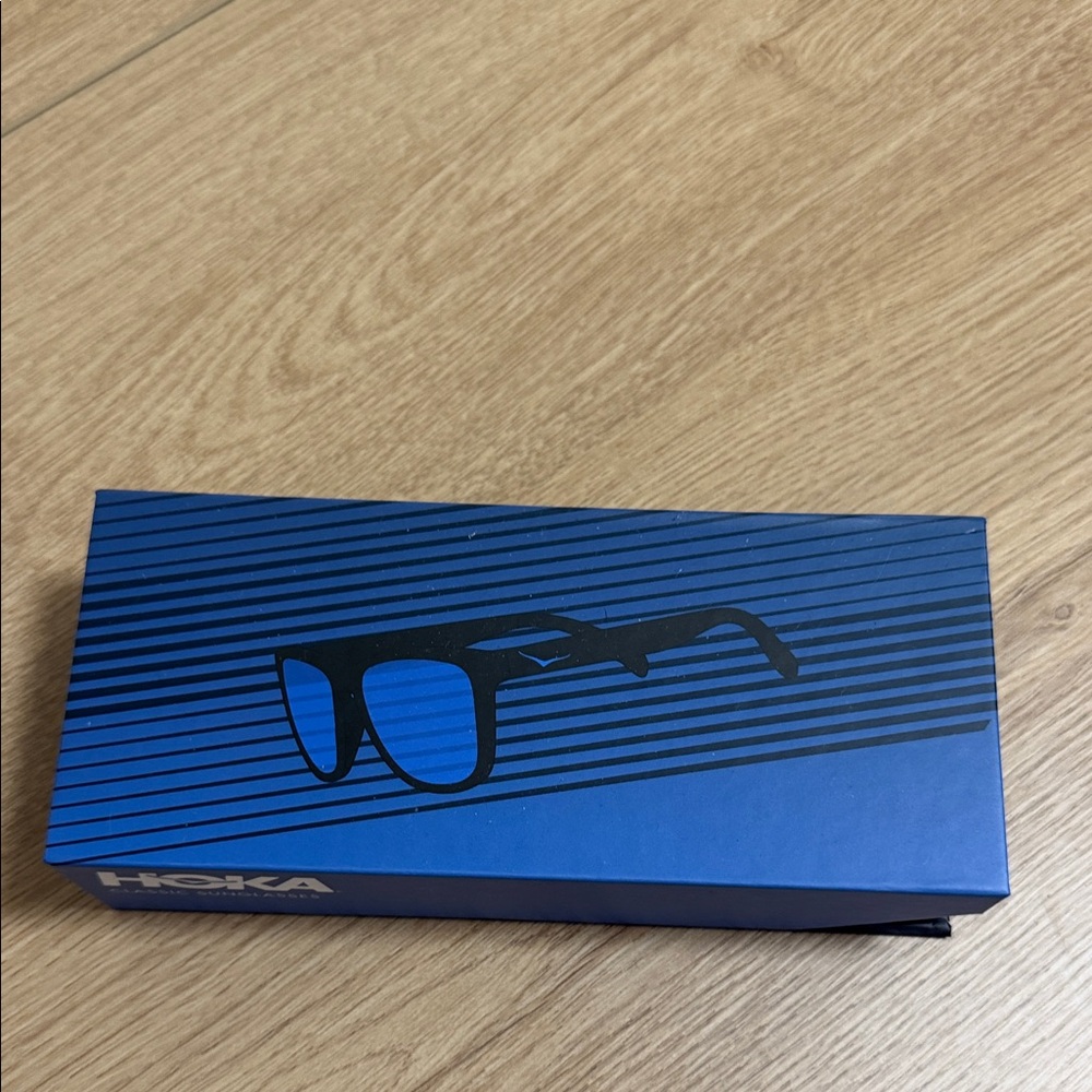 Hoka Stylish Blue Sunglasses NEW